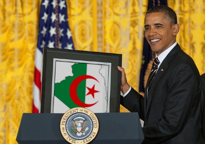 make President Obama shows any picture to the press