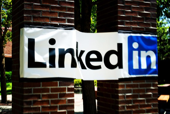 get you 500+ guaranteed targeted LINKEDIN Connections from real LinkedIn users