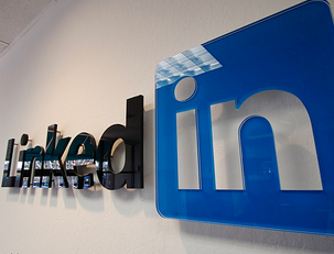 get You 1000 to 7000 LinkedIn Contacts From Real People Who Can Add Value To Your LinkedIn Network  