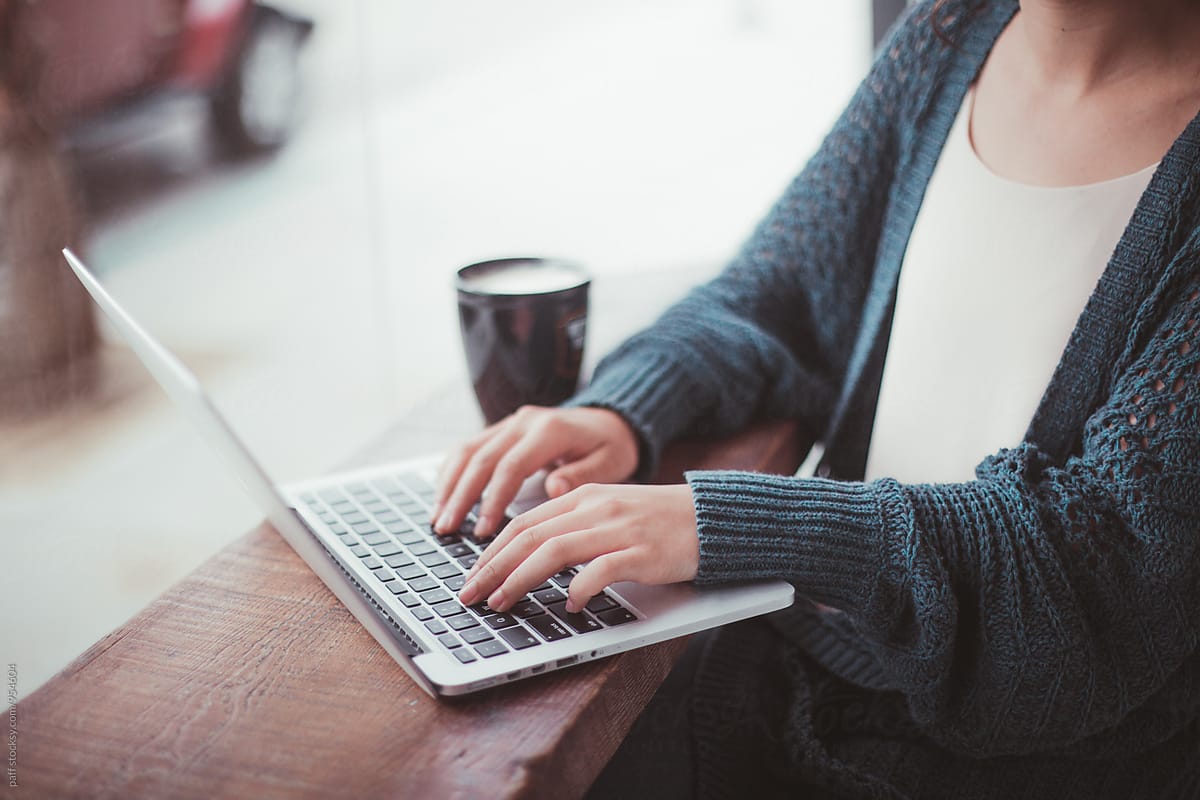 I will type a 1000 word article about whatever you desire.