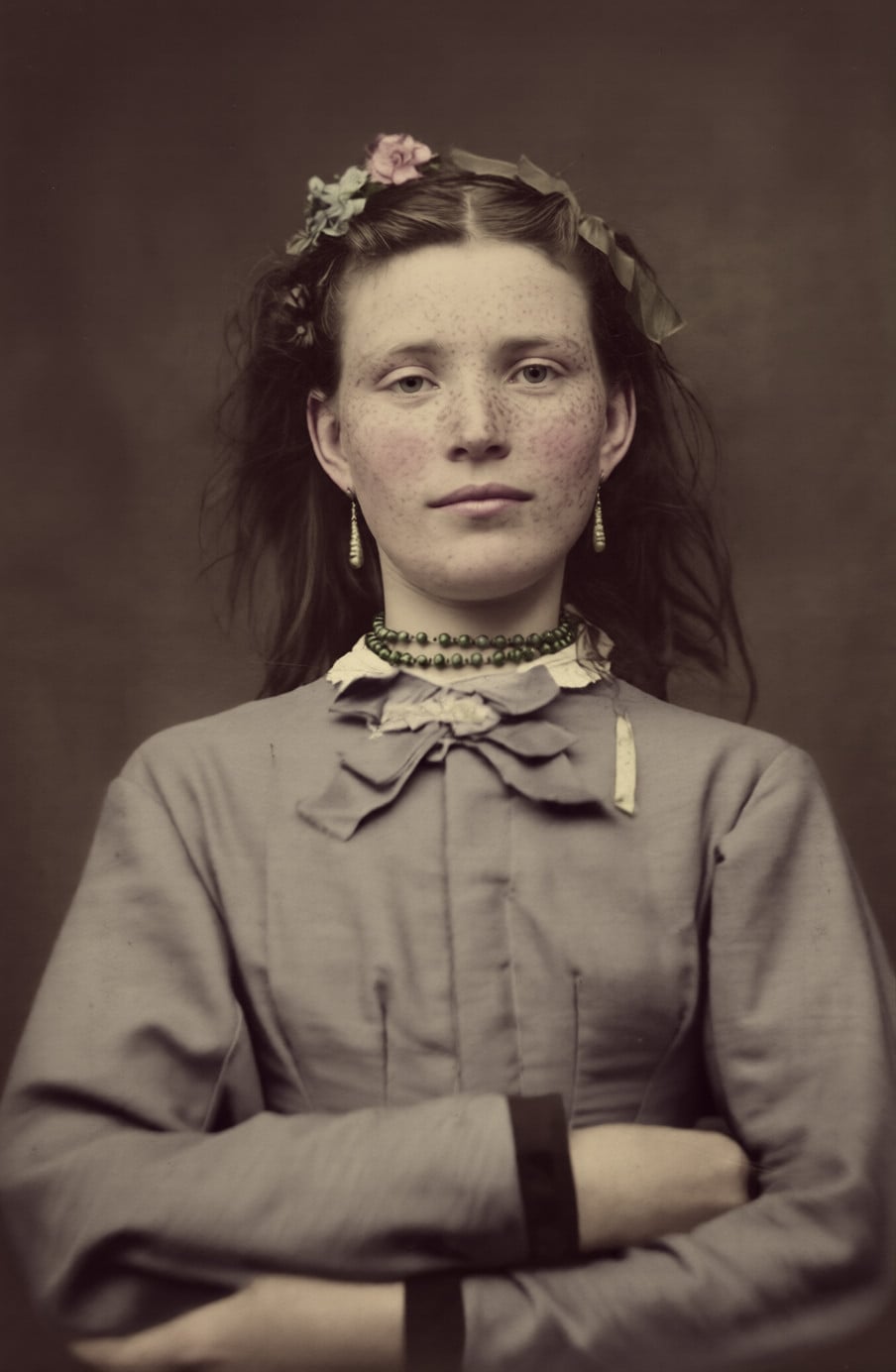 I will professionally restore old photos and repair damaged pictures