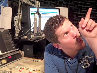 record a PROFESSIONAL 60 second voiceover promoting your product, service or website..@