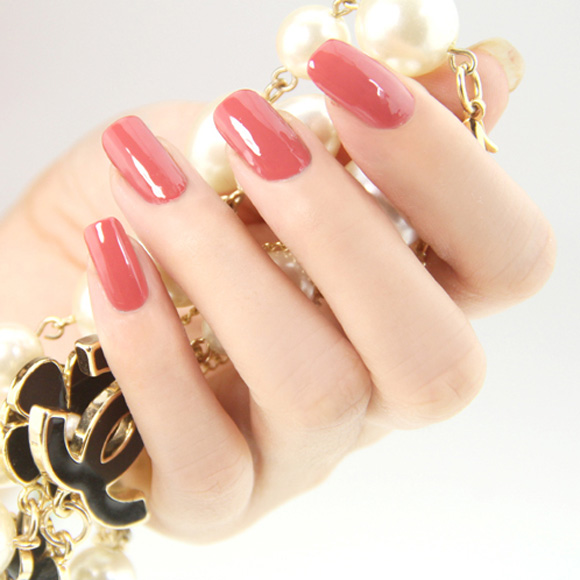 guide you how to do Nail by creating 4 videos online guide + send you picture of 100 greatest Nail samples from my collection, you will know how to make themselves 