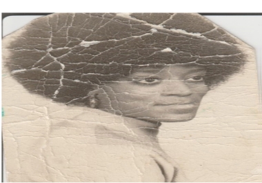 I will do professional edition,  retouch and restoration of photo